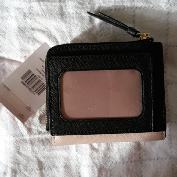 Wallet - Picture 2 of 4